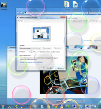 Прикольная у него заставка на мониторе :)