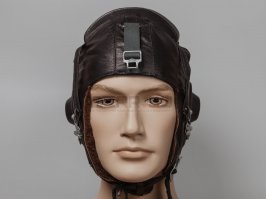 Пистец, гарнитура ГСШ-А-18М-1 стоит 31 883   у производителя и гарнитура David Clark H10-13.4 у всяких дилеров стоит 36000. Причем у гарнитуры ГСШ не указан уровень подавления шума, не известно как сидит на голове. А вообще гарнитуры этих типов всегда ненавидел, даже DC  неудобные бл...дь. Гарнитуры это нифига не достижение, обычная новость, тем более что основная масса гарнитур используется на Воздушных судах, а не наземными службами. Вот истинная шапка говорящая, и зимой ухи не замерзнут.
