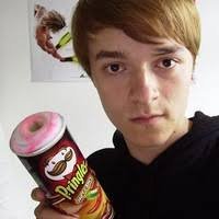 Скрины из социальных сетей
