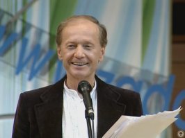 "Поняв, что снять зеркало без отражения в нем себя не удастся"