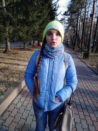 Дружище, :) , я не знаю, как и где у вас.  И почему вы решили - что у детей только смартфоны.  Нооо, в Красноярском крае - :) детям не до смартфонов.  Тут столько всего интересного.  И первый лук, я доче сделал в 6 лет.   :).  Рогатку в 10.  И она реально заканчивает в этом году школу скрипки и уже получила 5 за устный экзамен по сольфеджио.    ;) Вот эта вредная каза - стреляет со всего, что стреляет, ходит по горам, играет на скрипке.  :)