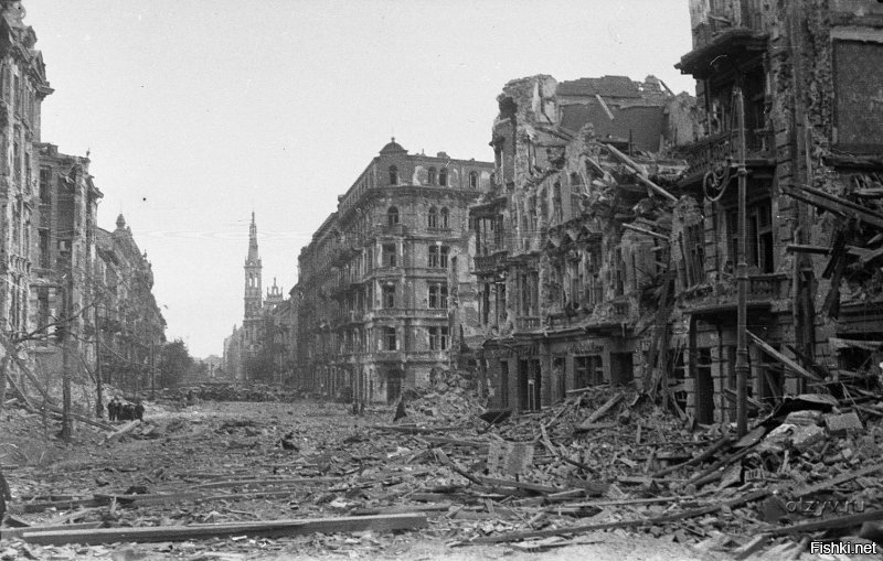 Варшава тоже была ничего себе, но дрезденцам и их соплеменникам это не помешало её уничтожать, как и множество советских и европейских городов. Фоточки сами нагуглите?