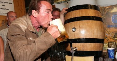 В осадок, но только выпадать... Но если высохнешь, то высыпишься.
Так что, не дай себе засохнуть!