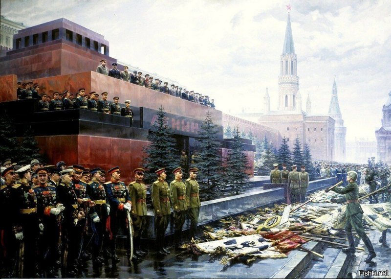 Мавзолей на Красной площади 1941, 1945 и 2019 годы