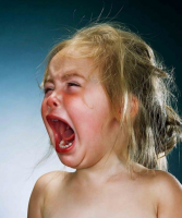 Пля-я-я-я))))  
Хомячков вообще за быдло держат впихивая подобные статьи им в мозг.......

................."1 мая в Санкт-Петербурге по Невскому проспекту пройдет марш «Свободному Петербургу   свободные выборы».
Заявленное количество участников шествия   10 тыс. человек. Среди лозунгов   «За сменяемость власти в Петербурге», «Петербург против "Единой России!"» и «Просвещенному Петербургу   просвещенную власть»."..................

Т.е. марш конкретно организовывался именно под эти цели.
Марш это мирное, без кричалок шествие, ТОЛЬКО плакаты.

Митинг это уже кричалки и политические требования......И именно в это его организаторы и превратили....а потом как обиженные девочки стали потом хныкать и заявлять что их первыми ударили......