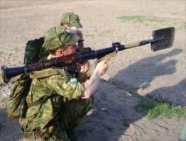 Боец! В случае окончания боеприпасов, используй подручные средства!