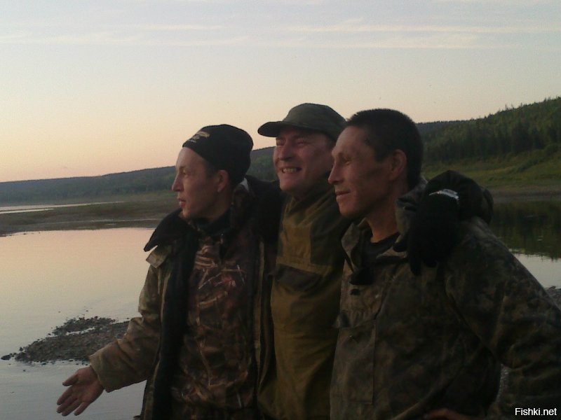 Нет. Тупой тут только ты.
Пруфодрочер ограниченный.
Я перед свиньями бисер не мечу, кому надо тот сам найдет массу научных трудов, посвященным проблеме малых народов.
Да и история освоения Сибири тоже доступна. 
---------------
А ты биссер и не мечешь. :) Ты какую-то тупую теоретическую куету несешь. Которую кто-то выдумал.  Еще раз.  Я овер 20 лет там живу, по 2-5 месяцев в год.  Я с ними вживую общаюсь.   :)  Со всеми.  И Кетами, и эвенками, и Алеутами.   А ты тут что-то теоретическое предлагаешь ? :) От очередного знатока, который там ни разу не был ?? :) Ну-ну.  

Пойдем расскажем им, как их угнетают -  каждые 5 лет даря по снегоходу новому, и мотору лодочному, и  на патроны скидки.  И как плохо они живут.  А ?