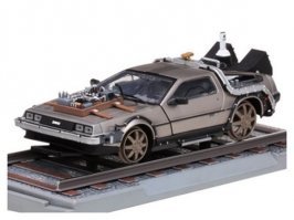 Марти МакФлай уже не тот...