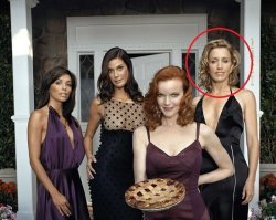 Елена Хульевна Санта-Мария Герра, похожа, не!?