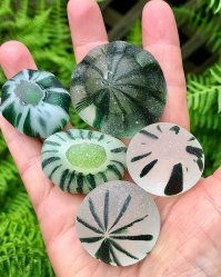 Стеклянные арбузики или крыжовники)))