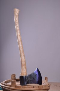 Шедевр. Кузница феникс. В руках прям огонь