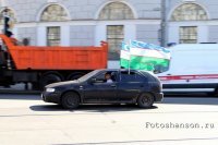 К чему,млять,эти флажочки? Герои ВОВ,млять.