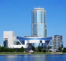 Ельцин-центр, Россия

Показаны все ужасы либерал-гайдаровщины в святые 90е. Правда, показаны в виде американского мультика, чтобы было смешно и весело.