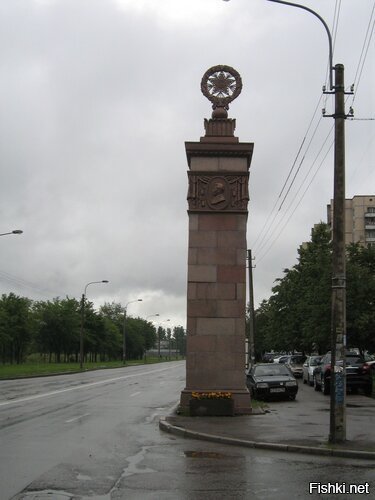В Петербурге отреставрирован и снят железный щит что его прикрывал по приказу Хрущева.