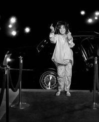 "...от величайших музыкальных фотографов" (с)
Которых автор забыл упомянуть. Собственно:
1.  Terry O’Neill
2.  Clay Patrick McBride
3.  Mick Rock
4.  Terry O’Neill
5.  Bob Gruen
6.  Jesse Frohman
7.  Henry Diltz
8.  Bob Gruen
9.  Leigh Wiener
10. Bob Gruen
11. <span style='color:gray'>[мат]</span> Roberts 
12. Geoff MacCormack
13. Terry O’Neil
14. Lynn Goldsmith
15. Jake Chessum
16. Barry Feinstein
17. Timothy White
18. Mick Rock
19. Al Satterwhite
20. Norman Seeff
BONUS 21. Timothy White, Elizabeth Taylor, Culver City, CA, 2000 ;)