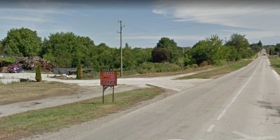 Напитки из фруктового спирта вкуснее и полезнее, чем наша водка, которую гонят неизвестно из чего.
Интересно было прочитать про мобильный самогонный аппарат. В Болгарии для тех, у кого нет своего аппарата, в каждом селе есть общественный. Но ракию из яблок я не встречал.