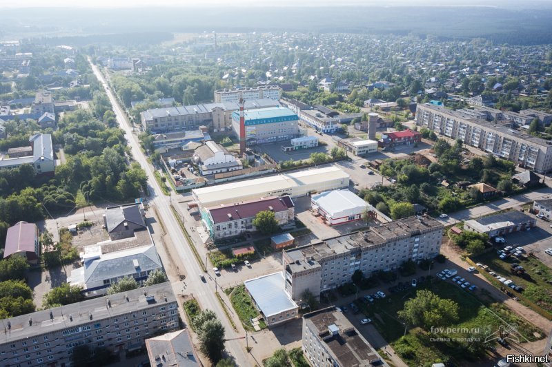 есть такой маленький  город Верещагино на Урале я там живу ,художник останавливался у нас по дороге на на восток .