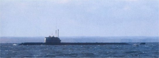 ГУГИ(Главное Управление Глубоководных Исследований) настолько крутое заведение, что им атомные подводные лодки по индивидуальным проектам делают. Причём настолько секретным, что вот это лучшее фото "Лошарика", например.