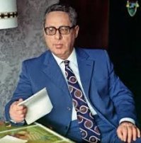 настолько секретное, что с трудом удалось обнаружить фотку этого советского Чака Норриса! по виду, конечно, не скажешь, но на то оно и тайное оружие-то!