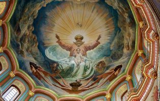 Всё, что говорит РПЦ, можно и нужно делать наоборот и думать также наоборот. А судя по ролику в посте, если это вдобавок сказано по зомбоящику, то нельзя этого делать категорически.
Поповские крестоноши в бабьих рясах служат не такому богу, про которого декларируют. Зайдите в любой крупный храм РПЦ, посмотрите на главный купол изнутри какая на нём роспись. Там сидит на тучке дедушка с бородой, надпись гласит - господь бог Саваоф.
Он же господин Цебаот. Он же господин Иегова. 
Вот именно этим богам поповские крестоноши в бабьих рясах и служат.
А там и Самаэль, и Гаттунгр, и Сатанаил, и Асмодей, и многие-многие другие - вся когорта для поклонения упоротыми адептами РПЦ.
(На картинке внизу - господин Саваоф изображён в московском храме "Христа Спасителя")