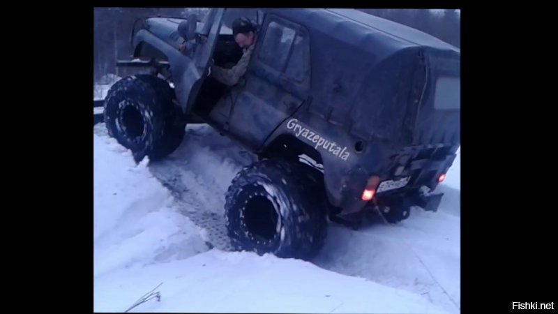 В России покатушки по снегу выглядят несколько иначе.