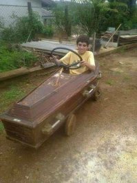 Так вот он какой, гроб на колесиках из детской страшилки