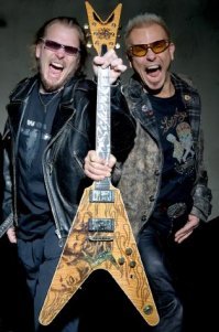 Братья Михаэль и Рудольф Шенкер(ы).
Scorpions, 1979.