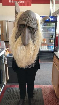 этож колдун из "властелины вселенной"