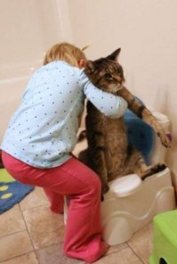 Кися!!! Ты рада меня видеть? Ты скучала по мне? Кися, почему ты вырываешься?