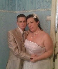 Может оно человек хороший...
