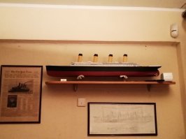 Вот мой Красавчик 1/250. Пока в процессе.