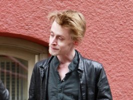 Маккалай не хлебнул горя в детстве, ну и как результат?