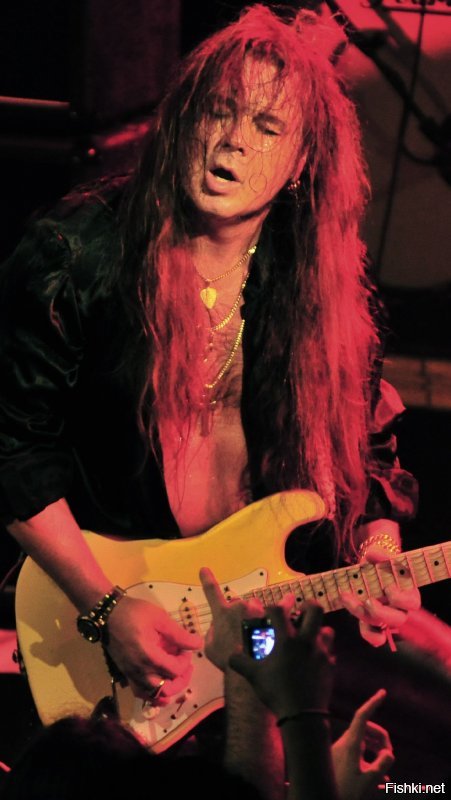 Ингви Мальмстин включён в список «100 величайших гитаристов всех времен по версии Classic Rock».