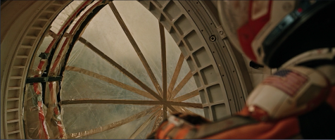 вы всё врёте,я видел как один на Марсе окно скотчем заклеил и нормально около года держало)