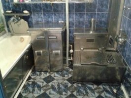 Проводник туалет в своём вагоне для дома раздербанил?))