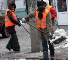 нЭ ругайтесянама на мЭнЭ, я снега числита на дорогэ