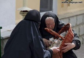 Пьяный священник пырнул коллегу, повздорив из-за денег мирян