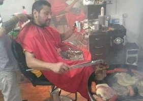 А кому-то волосню хавать!