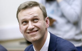 Цель поста проста, понятна и кристально чиста)
"Во всём виноват один только Путин, дайте вместо него порулить, ну осень хотца!"
Эх, бесенята