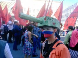 Они считают себя патриотами, но почему-то над ними все смеются