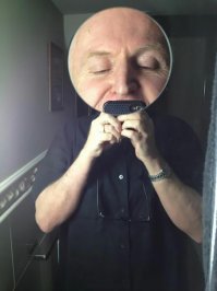 Зеркало в санузле может вас удивить!