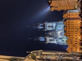 Только вчера вернулся с Праги. 
Не сказать,  что я в диком восторге от города.  Съездил в Вену,  в Дрезден.  
Ну а бол ше меня завораживают пригороды Праги. 
Чешский Крумлов,  мост Бастай в Германии,  деревня Голощовице.  Именно деревня