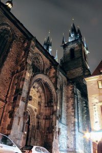 Можно я вам исчо храм девы Марии с необычного ракурса подкину?