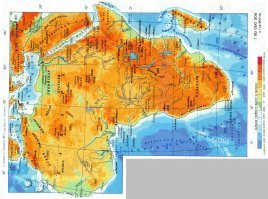 Девушка потратила 1000 часов на создание достаточно реалистичного костюма Анубиса