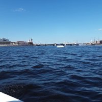Такая погода редко балует нас..