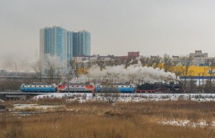 Дедушка пережил своих внуков и везёт сдавать их в металолом