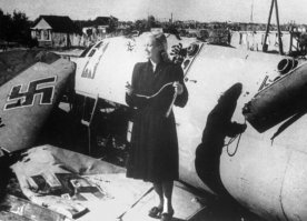 Какие разные выступления. Разные актрисы - разные бойцы.  Любовь и секс. Воины-освободители и не пойми кто.