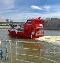 еще в этом году появился "Цветочный флот" от Рэдиссон