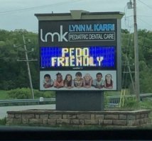 Тут то что? Автора слово "pedo" смутило? А слова педагог или педиатр не смущают?
Почему везде нужно видеть какой то извращенный подтекст?