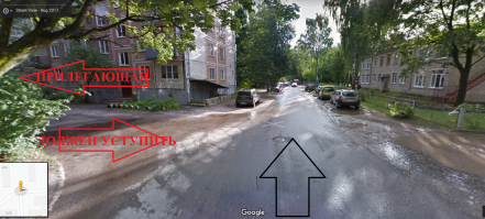 вот еще с той же Юбилейной - знаков нет, разметки тоже, ширина асфальтового покрытия почти одинаковая